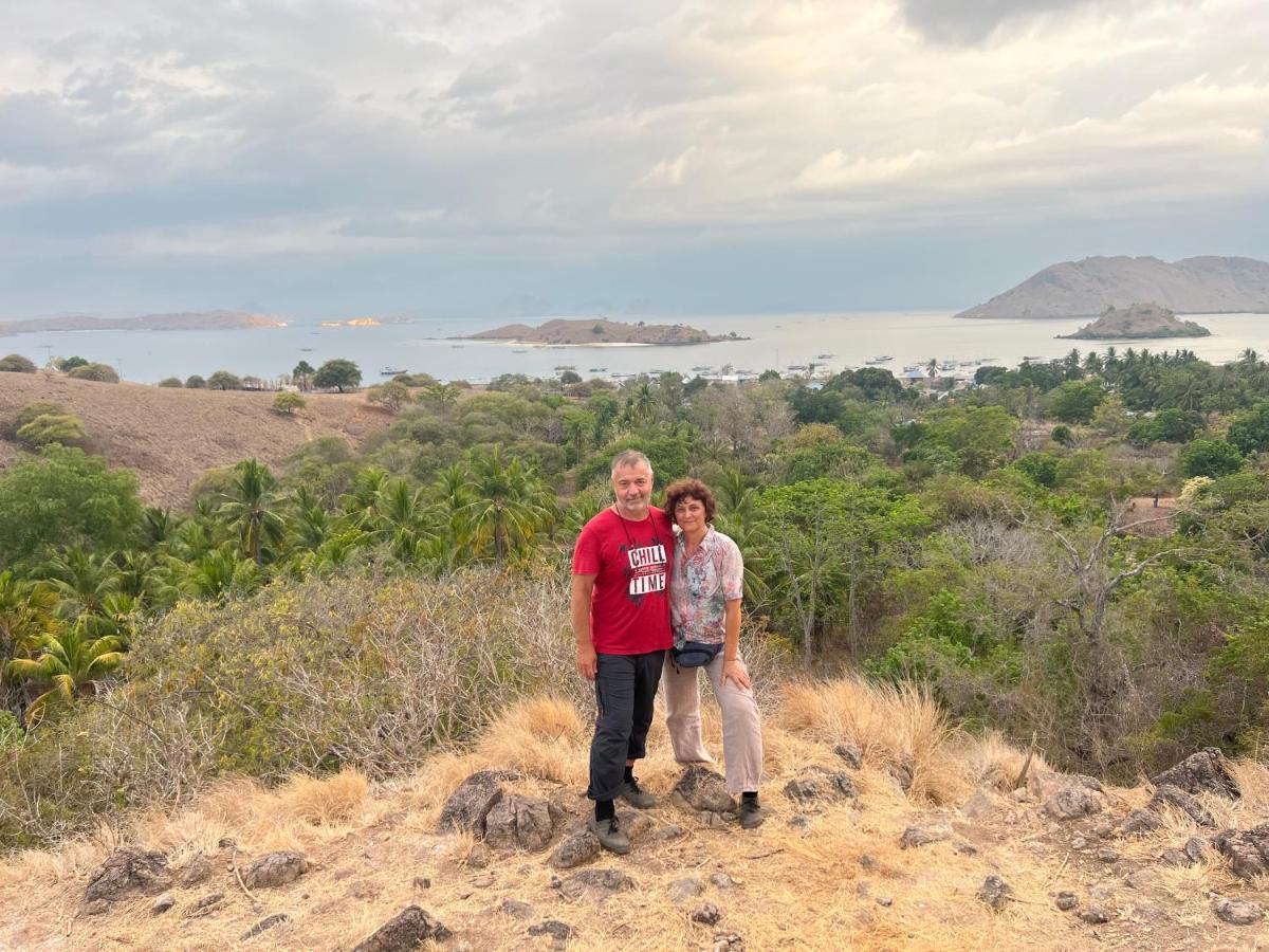 Jhuna Komodo Homestay Exteriör bild