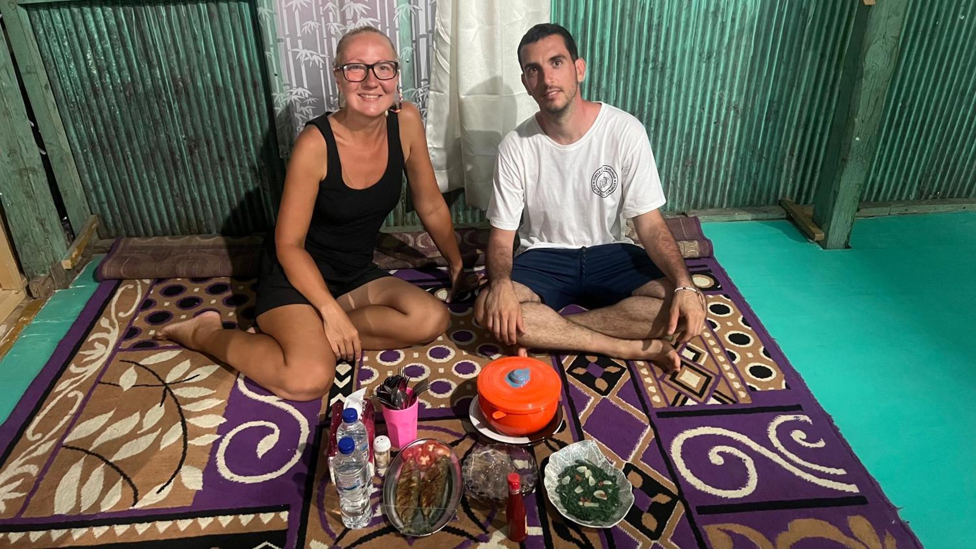 Jhuna Komodo Homestay Exteriör bild