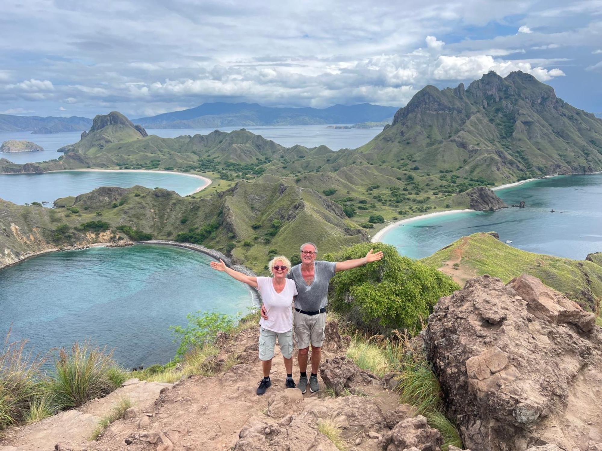 Jhuna Komodo Homestay Exteriör bild