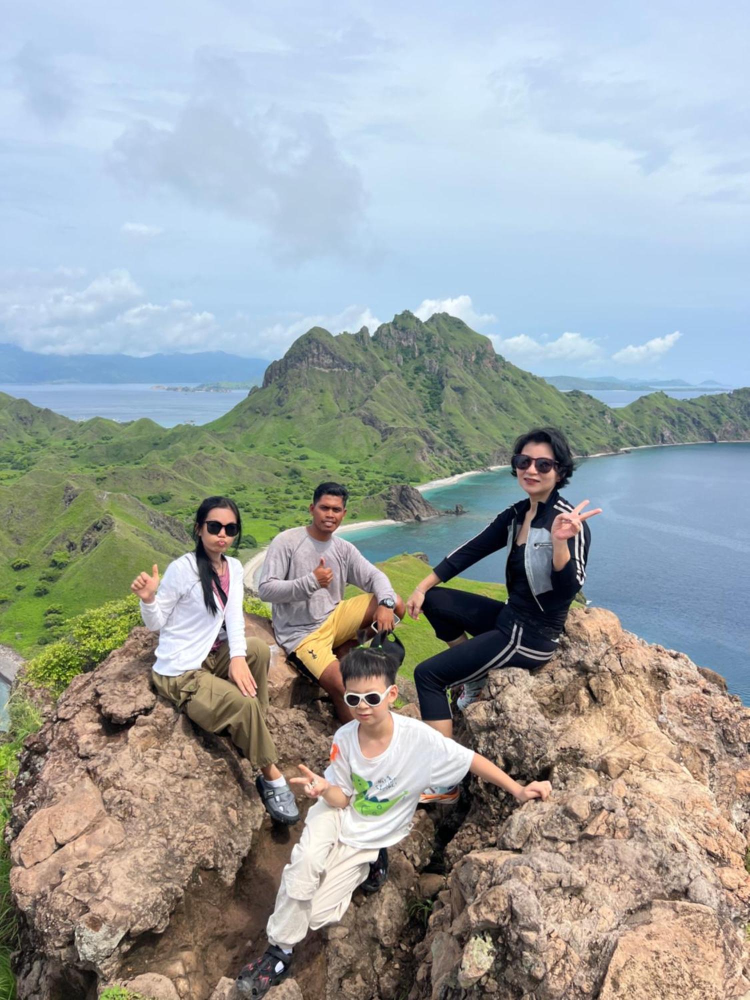 Jhuna Komodo Homestay Exteriör bild
